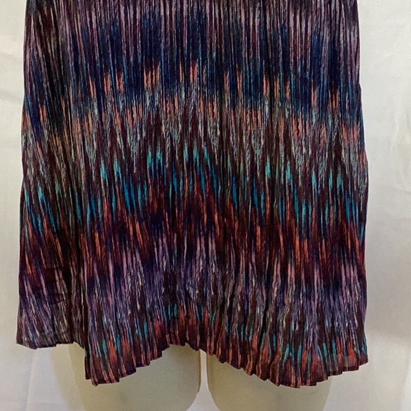 American Rag Cie Extreme Multicolor Tank Top. - Picture 3 of 7